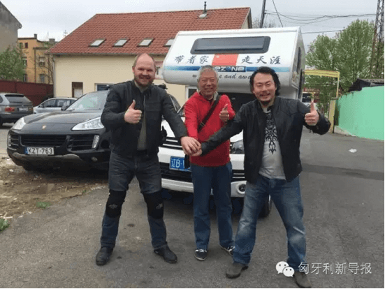 68歲老人張志武再駕覽眾C4房車環(huán)歐洲 68歲老人張志武再駕覽眾C4房車環(huán)歐洲