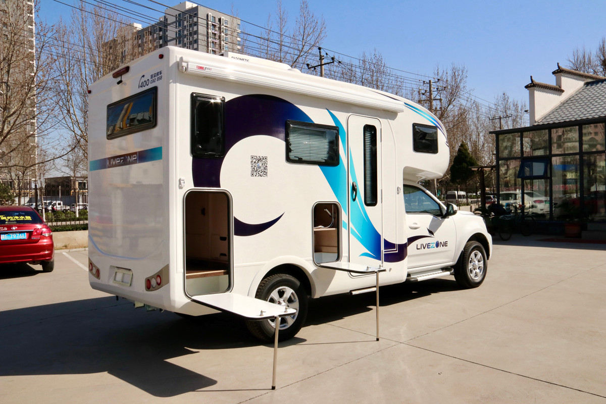 上山下河無(wú)往不至,深度自駕還是C7房車(chē) 上山下河無(wú)往不至,深度自駕還是C7房車(chē)