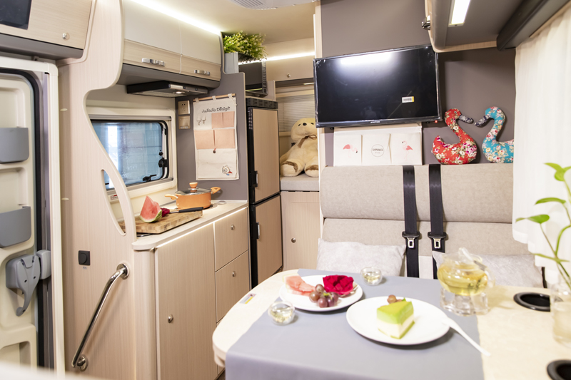 有四驅才是王道,這兩款國產房車可選 有四驅才是王道,這兩款國產房車可選