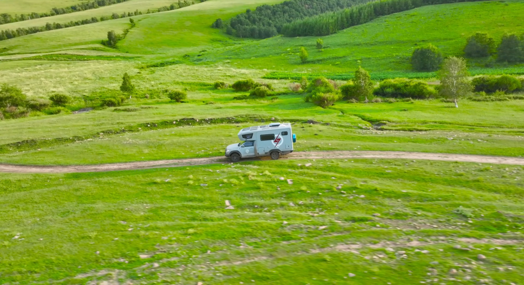 你問何為自由?讓我?guī)闳タ纯矗? alt=