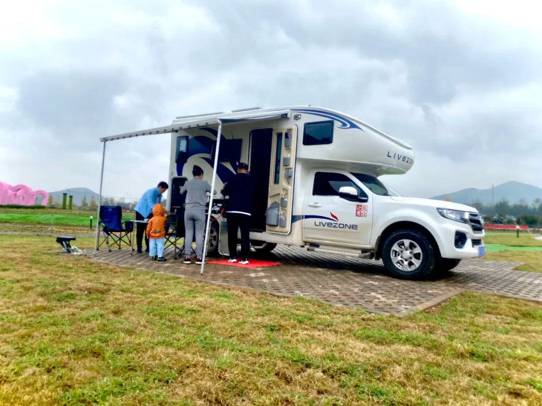 精致化露營(yíng)“選手”,將吃住行融為一體,適合1~2人四季旅行 精致化露營(yíng)“選手”,將吃住行融為一體,適合1~2人四季旅行