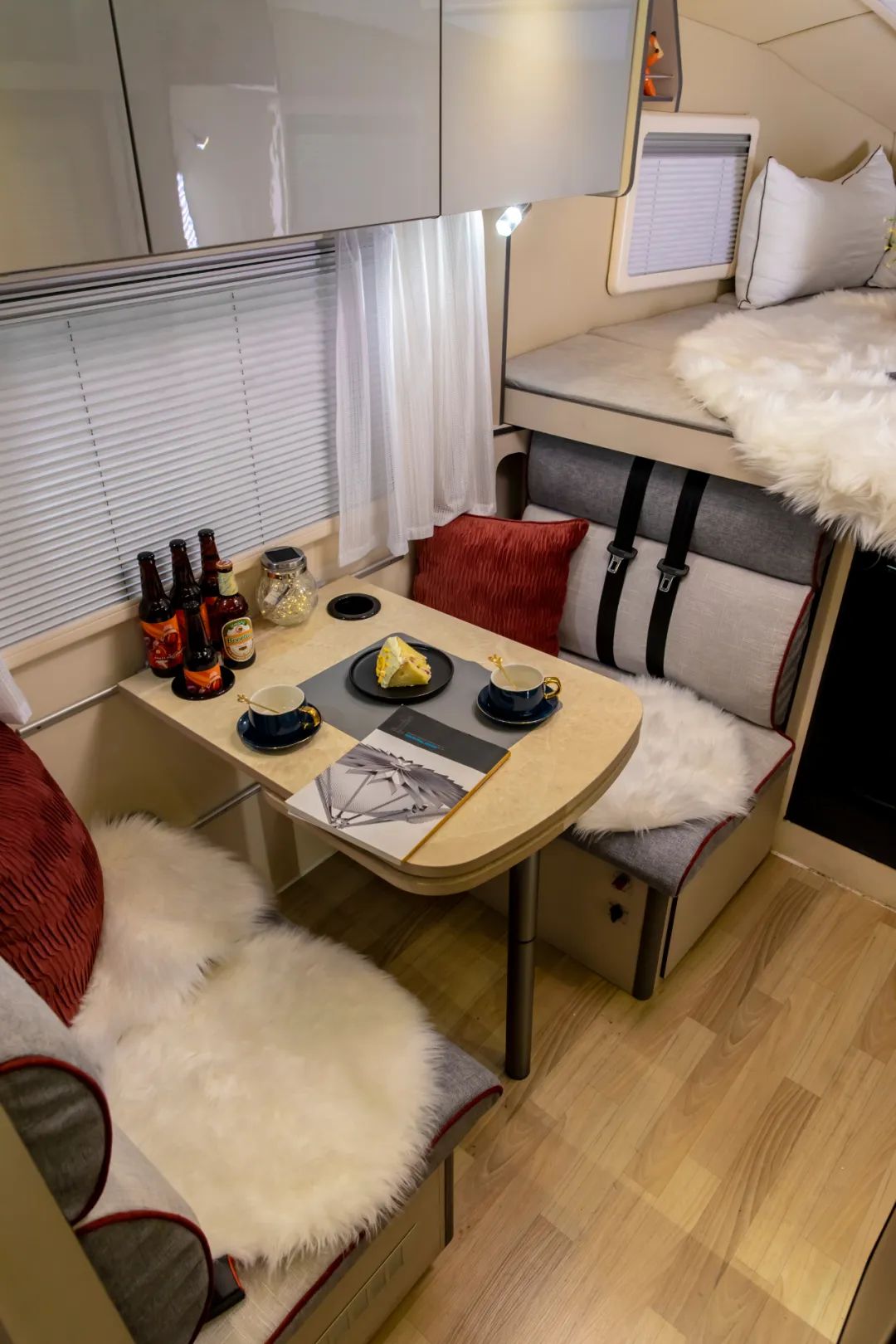 精致化露營(yíng)“選手”,將吃住行融為一體,適合1~2人四季旅行 精致化露營(yíng)“選手”,將吃住行融為一體,適合1~2人四季旅行