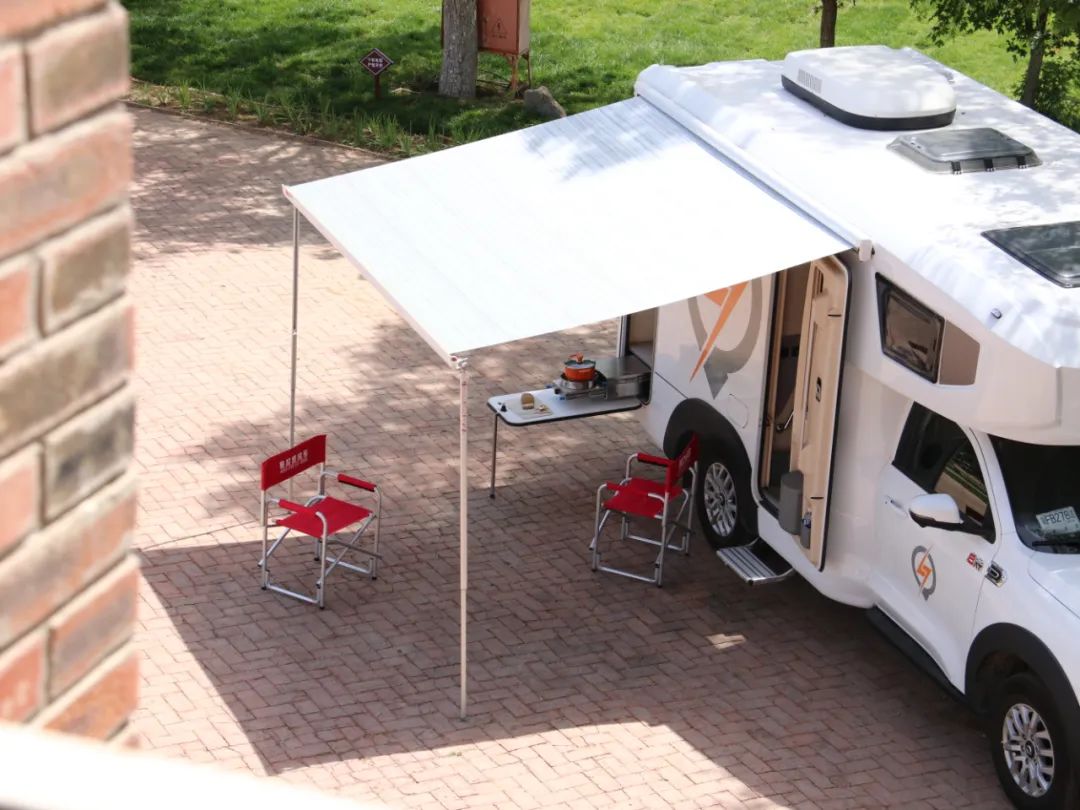 精致化露營(yíng)“選手”,將吃住行融為一體,適合1~2人四季旅行 精致化露營(yíng)“選手”,將吃住行融為一體,適合1~2人四季旅行